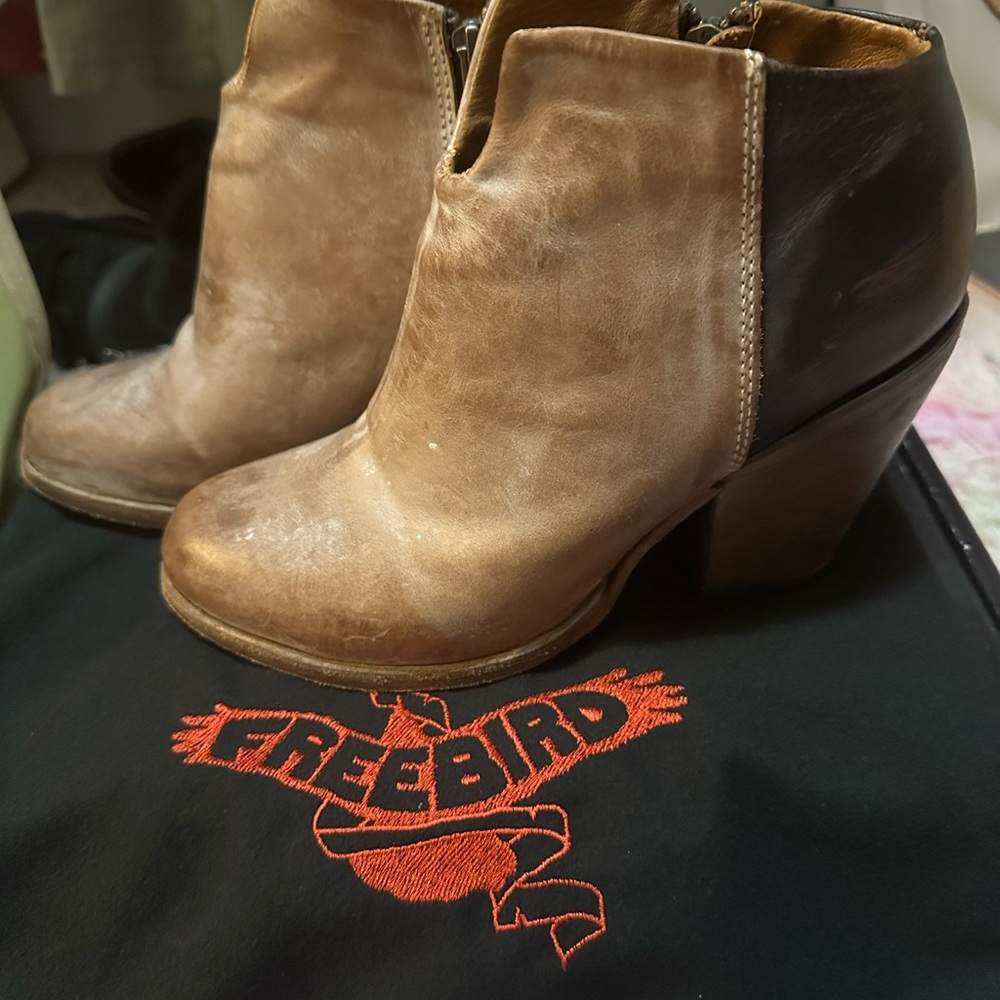 Freebird Detroit Taupe booties